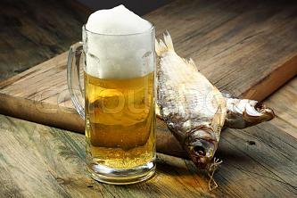     . 

:	5514156-glass-with-beer-and-dried-fish.jpg 
:	91 
:	115.2  
ID:	31559