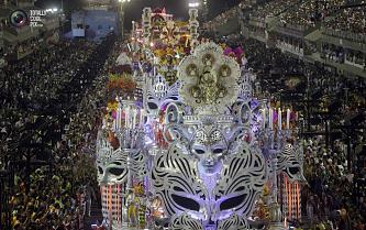     . 

:	carnival2013_rio_048.jpg 
:	637 
:	315.0  
ID:	10635